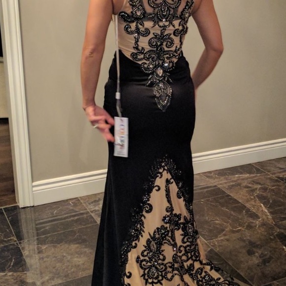 Evening dress - Picture 2 of 2